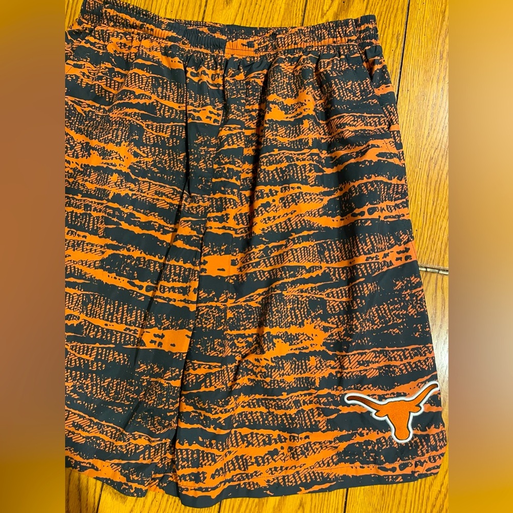 EUC NIKE Texas Longhorn Shorts, size large, black/orange camo pattern - Picture 3 of 7